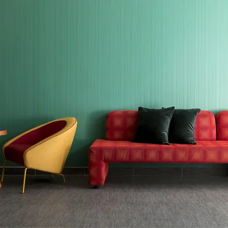 Hotel Rainbow ***S-2